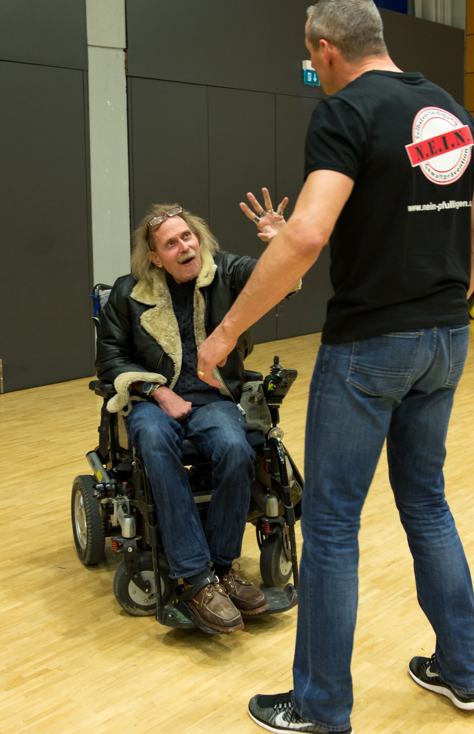 Im Rollstuhl zu sitzen heißt nicht, nicht selbstbewusst auftreten zu können!  Foto: Timo Plankenhorn